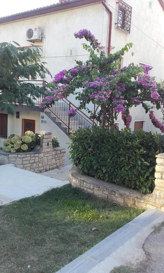 Apartment Ruza 2021 Premantura Ngoại thất bức ảnh